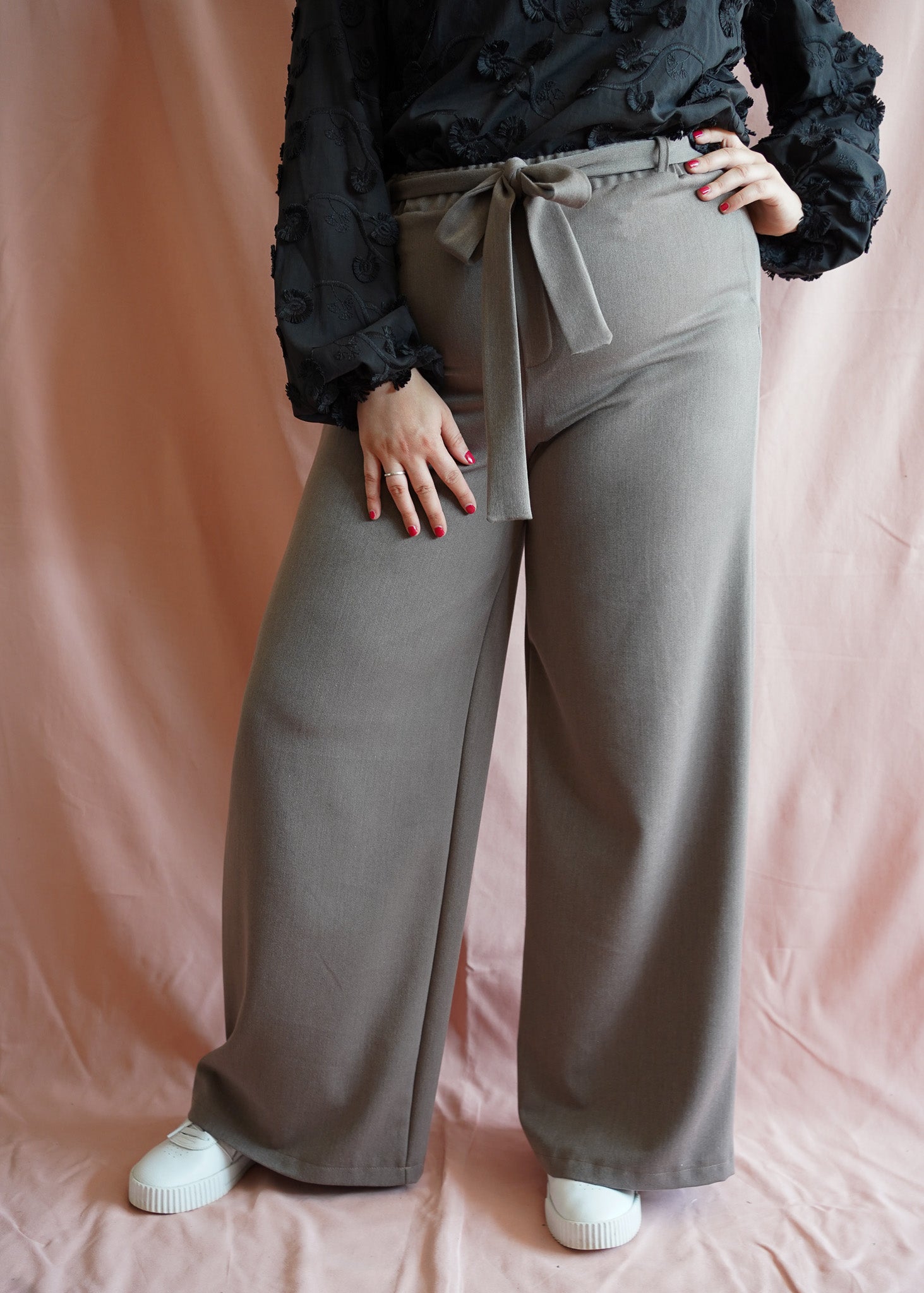 Sanne (taupe) pull-on wide leg pantalon